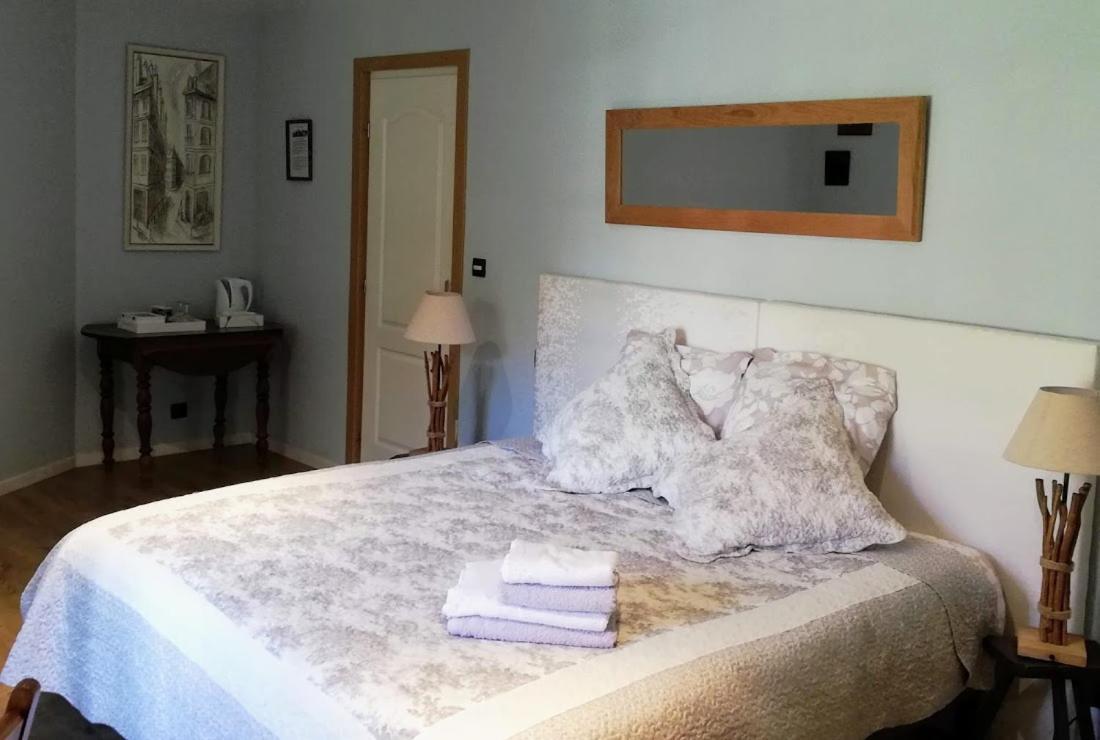 Bed and Breakfast Le Domaine Des Platanes Bourg-Charente Zewnętrze zdjęcie